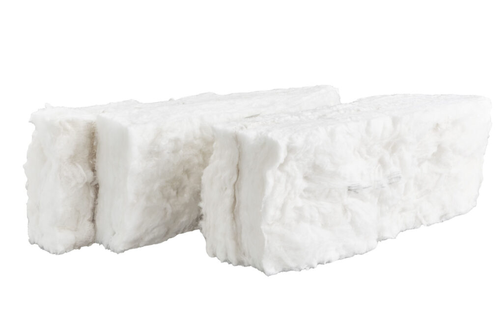white fiberglass insulation 