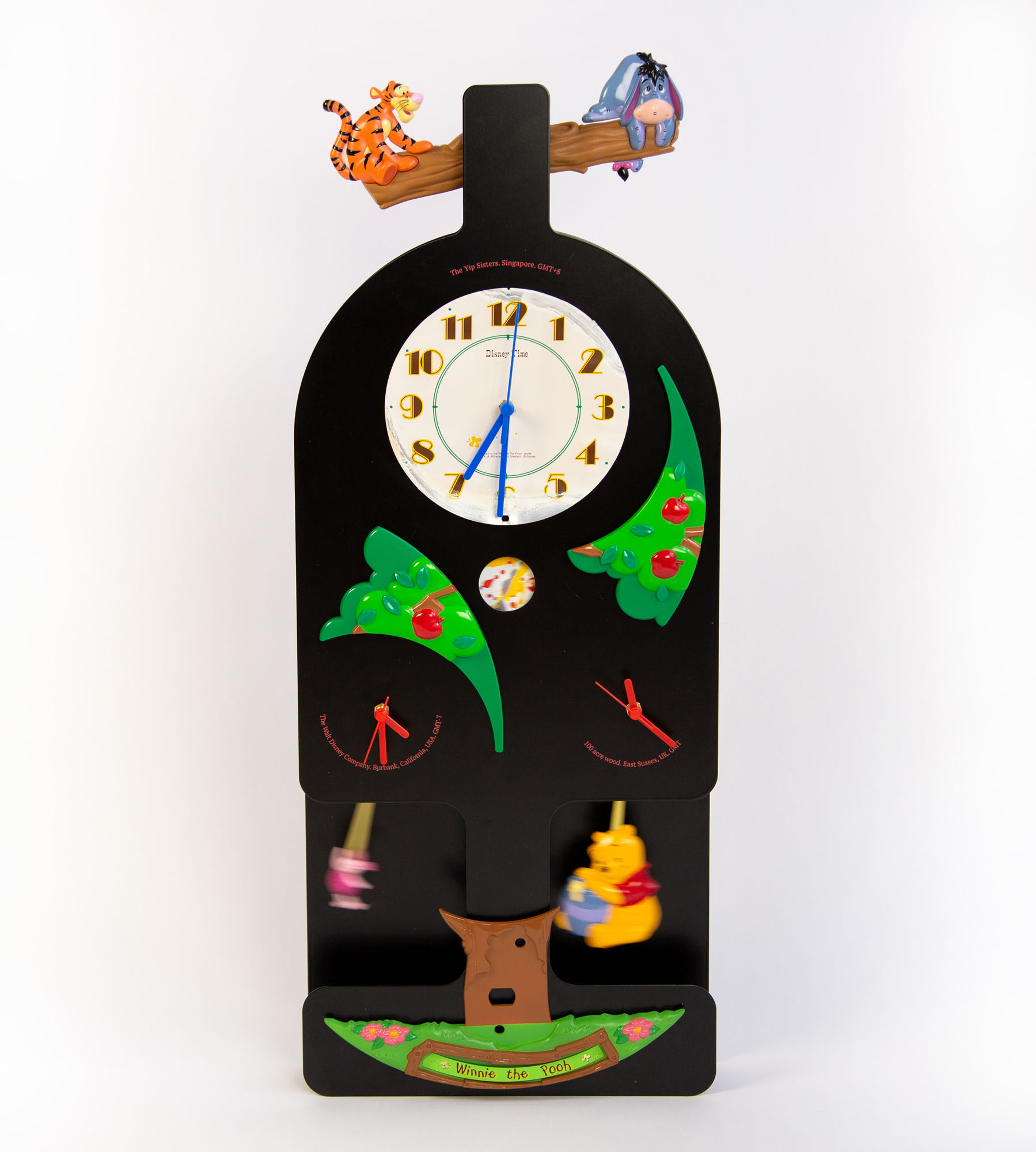 An image of a Winnie the Pooh themed clock